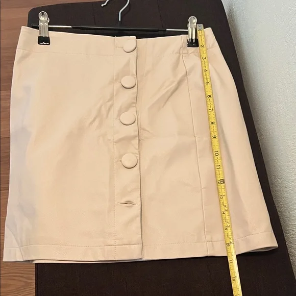 #1034+Chic Cream Button-Front Skirt - Picture 3 of 12